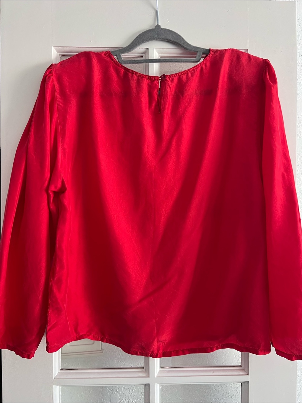 Vintage Women's Red Long-Sleeve Blouse - Classic Elegant Top
